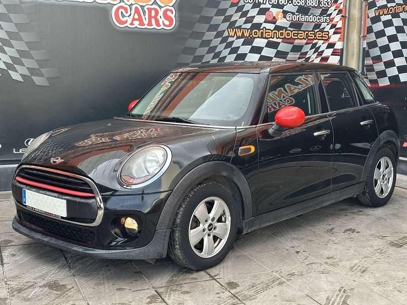 Usado Mini Cooper D 116 CV (85 kW) 2016 Negro Utilitario
