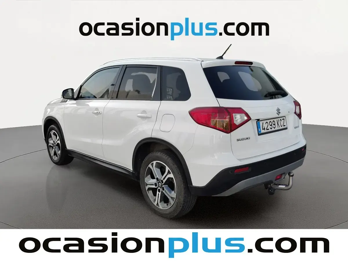 Usado Suzuki Vitara GLX 120 CV (88 kW) 2017 Blanco SUV