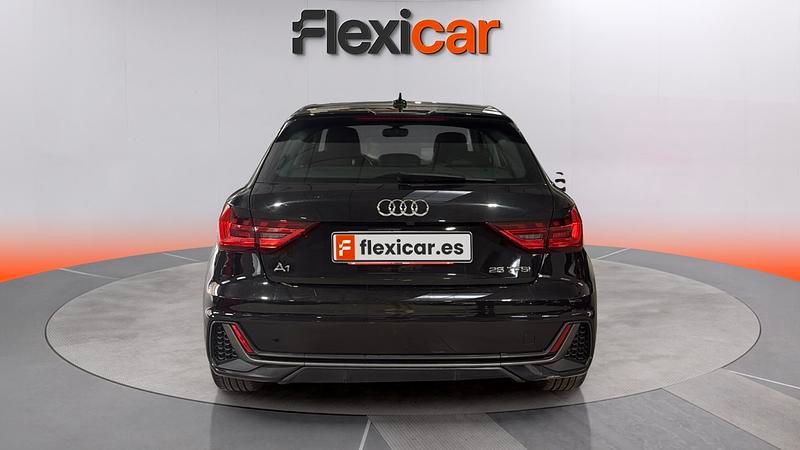 Usado Audi A1 Sportback Premium 95 CV (69 kW) 2022 Negro Utilitario