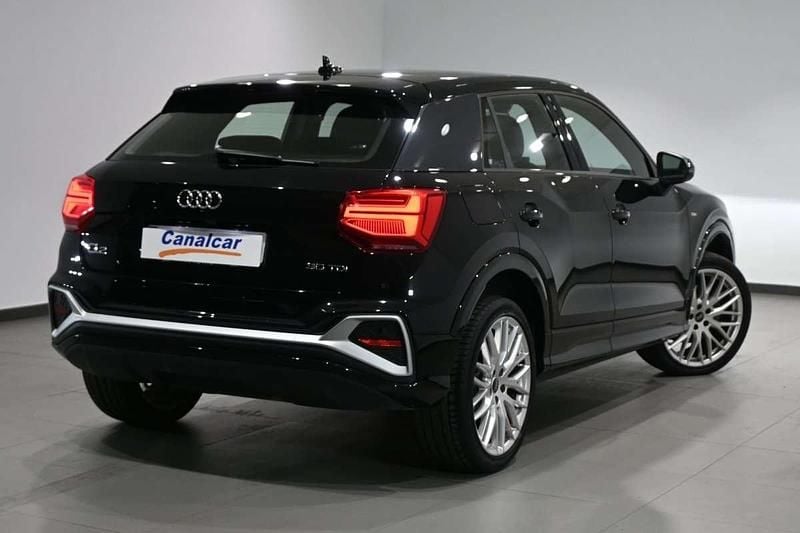 Usado Audi Q2 Advanced 116 CV (85 kW) 2024 Negro SUV