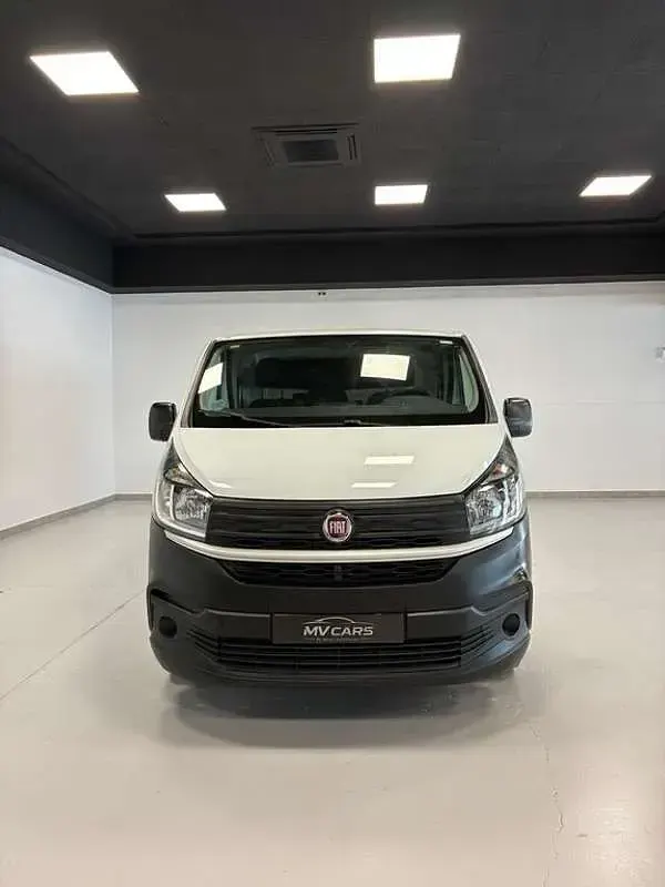 Usado Fiat Talento 125 CV (91 kW) 2017 Blanco Monovolumen