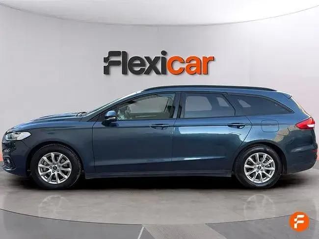 Usado Ford Mondeo Trend 187 HP (137 kW) 2020 Cinzento Sedan