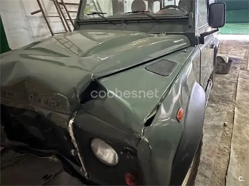 Usado Land Rover Defender 122 CV (89 kW) 2013 Verde Familiar