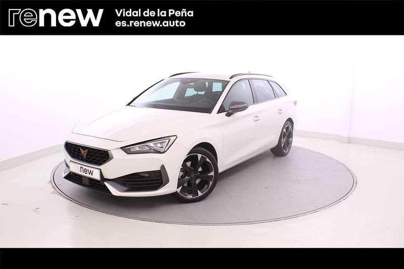 Usado Cupra Leon 150 CV (110 kW) 2024 Blanco Familiar