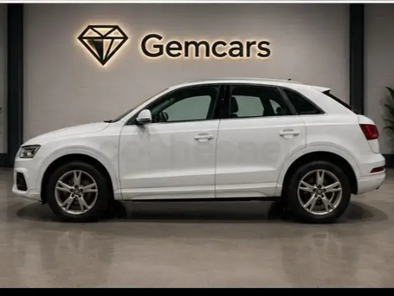 Begagnad Audi Q3 Design 150 HK (110 kW) 2015 Vit SUV