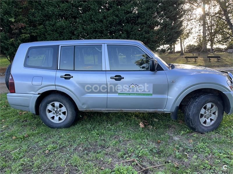 Usado Mitsubishi Montero 160 CV (117 kW) 2005 Gris / plata SUV