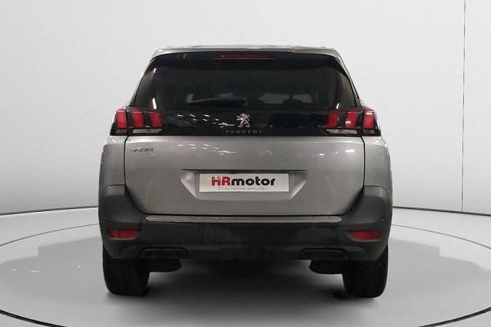 Usado Peugeot 5008 Allure 131 CV (96 kW) 2022 SUV