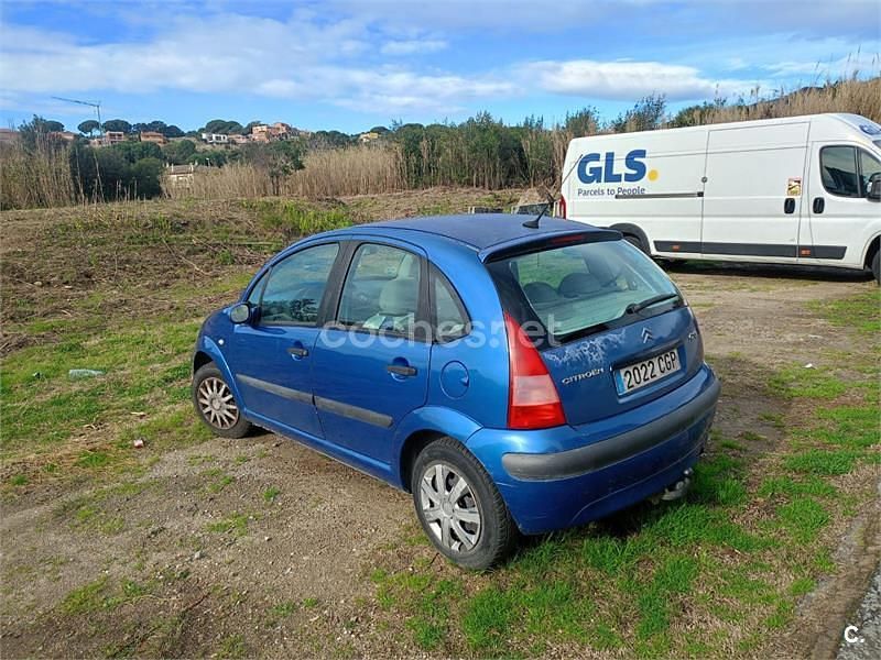 Usado Citroën C3 75 CV (55 kW) 2003 Azul Berlina