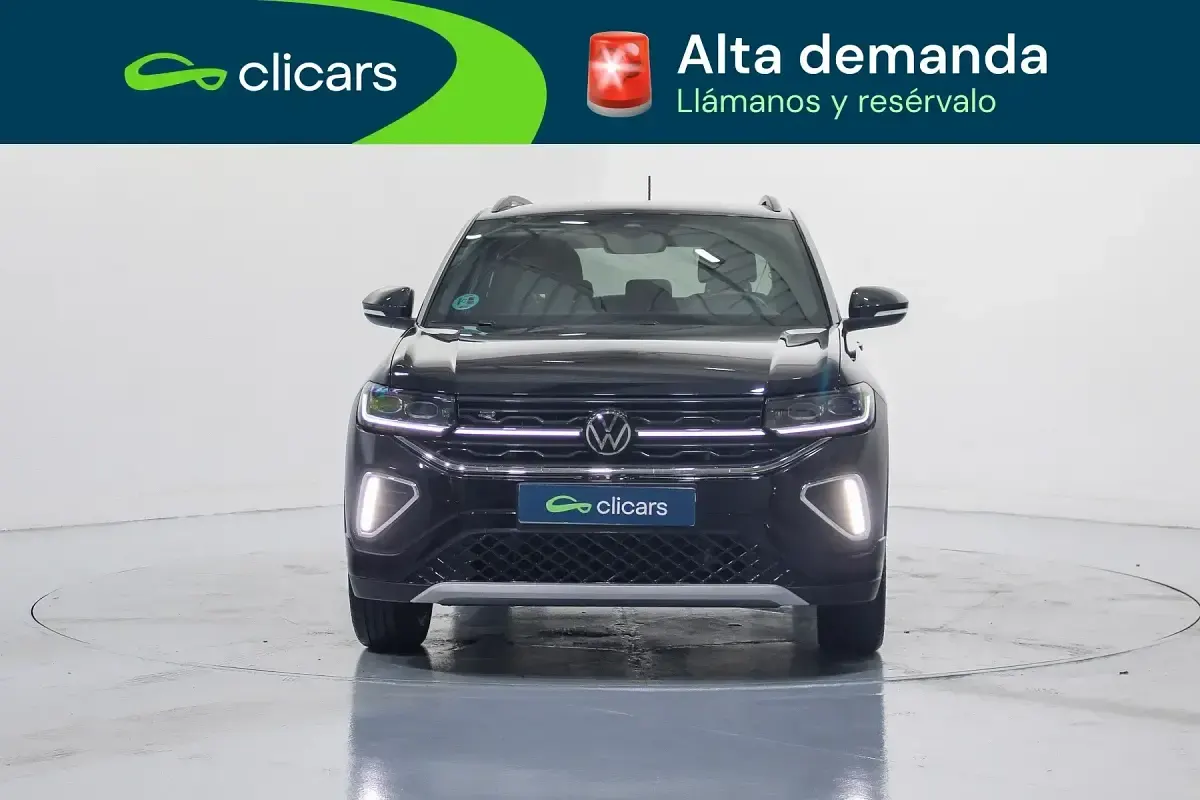 Usado VW T-Cross R-line 116 CV (85 kW) 2025 Negro SUV