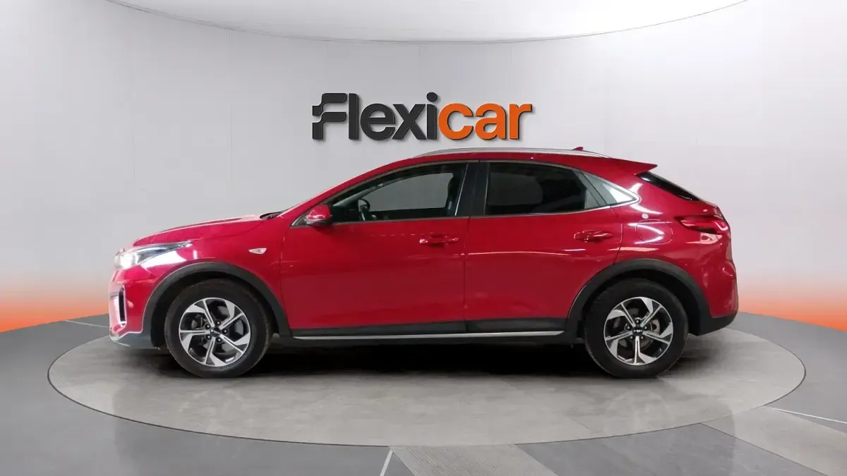 Usado Kia XCeed 101 CV (74 kW) 2024 Rojo SUV