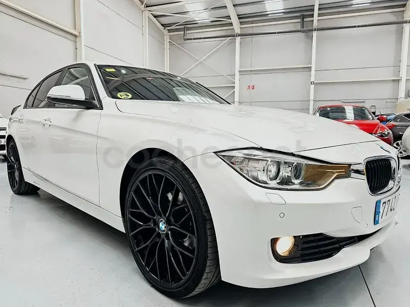 Usado BMW 320 Efficient Dynamics 184 CV (135 kW) 2012 Blanco Berlina