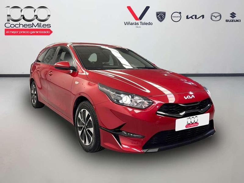 Usado Kia Ceed 101 CV (74 kW) 2025 Rojo Utilitario