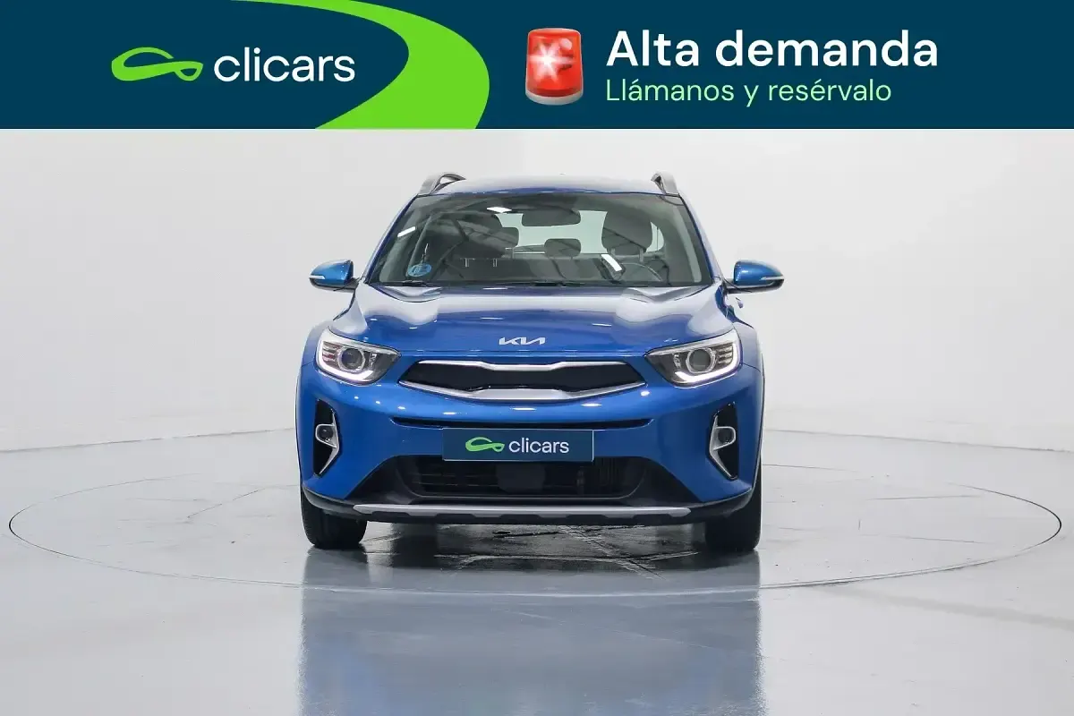 Usado Kia Stonic 101 CV (74 kW) 2024 Azul SUV