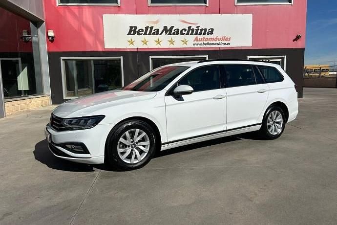 Usado VW Passat Business 149 CV (109 kW) 2021 Familiar
