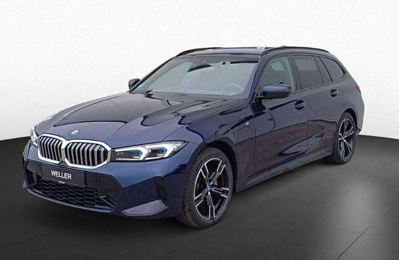 Azul Usado 2024 BMW 330e M Sport Familiar | 44.800 € (Un poco caro) - Imagen 1/4