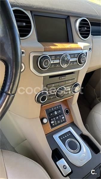 Usado Land Rover Discovery 4 Graphite 256 CV (188 kW) 2014 Azul SUV