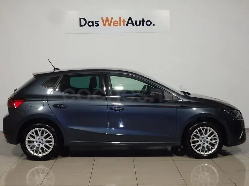 Usado Seat Ibiza XCELLENCE 115 CV (84 kW) 2025 Gris / plata Utilitario
