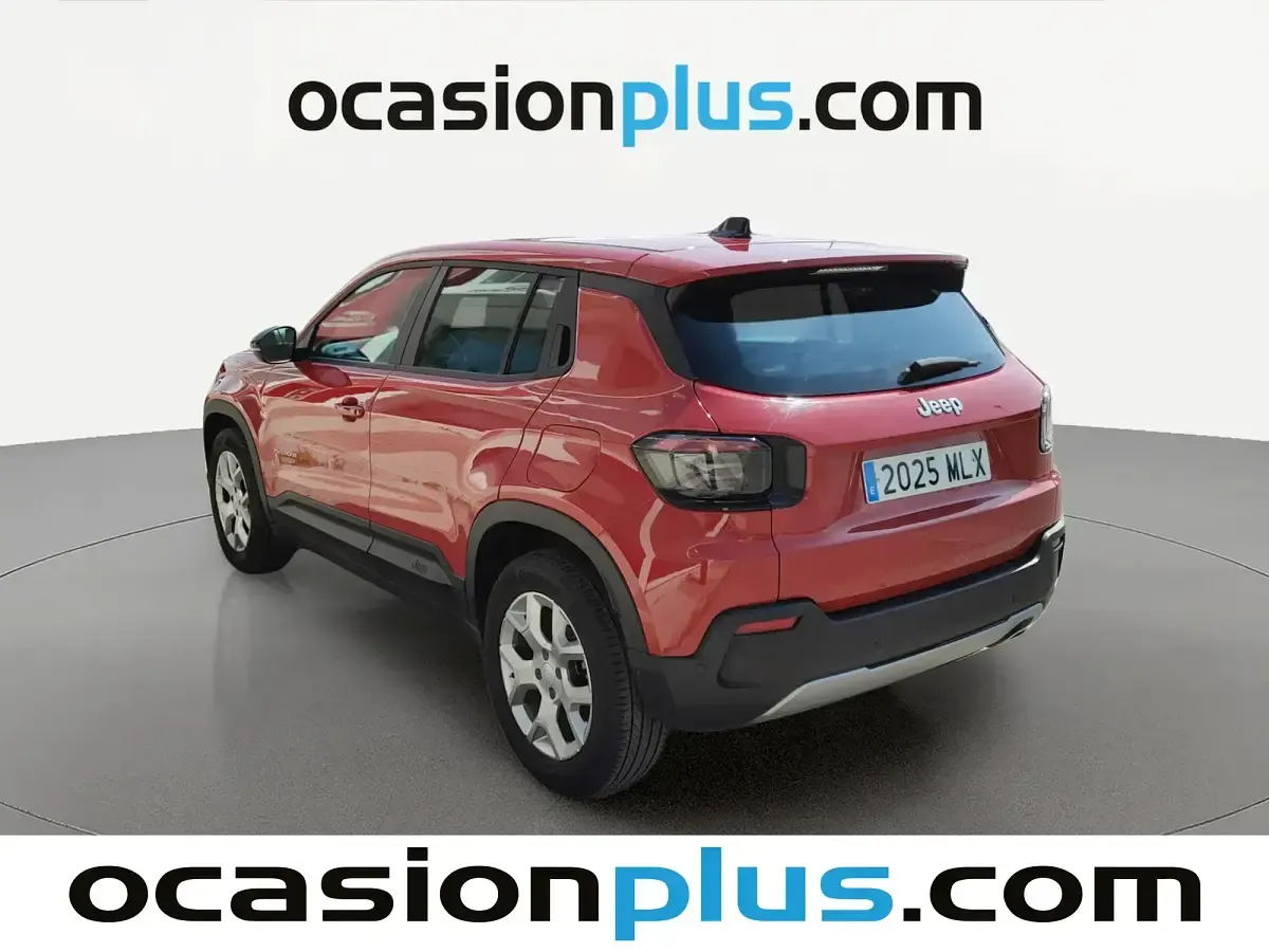 Begagnad Jeep Avenger Altitude 100 HK (73 kW) 2023 Röd SUV