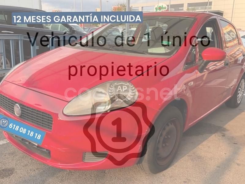 Rojo Usado 2011 Fiat Punto Active Utilitario | 4995 € (Precio justo) - Imagen 1/4