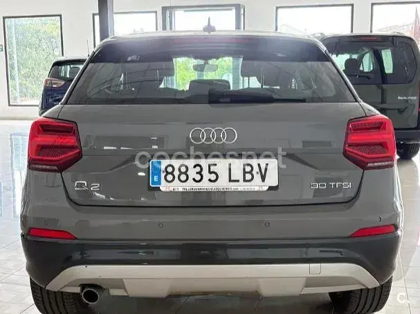 Usado Audi Q2 Design 116 CV (85 kW) 2019 Gris / plata SUV