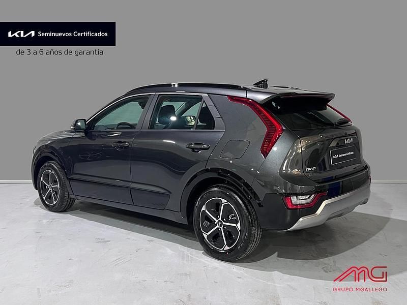 Usado Kia Niro 141 CV (103 kW) 2024 Interstellar gray (agt) SUV