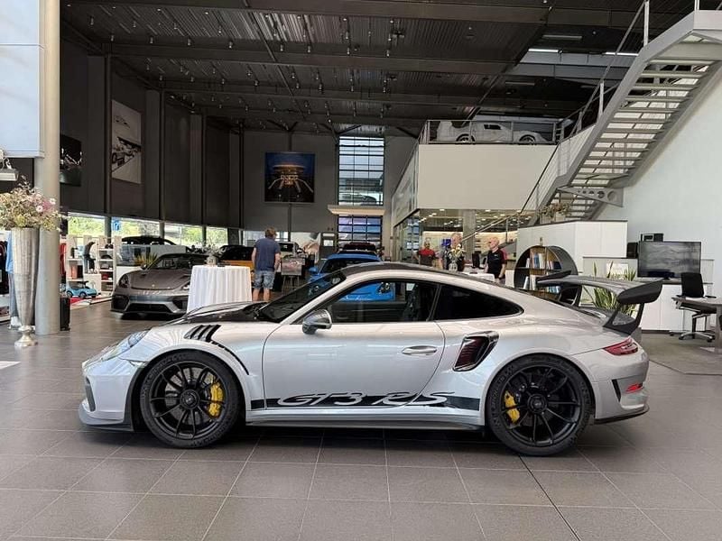 Usado Porsche 911 GT3 RS 521 CV (383 kW) 2018 Gris Coupe