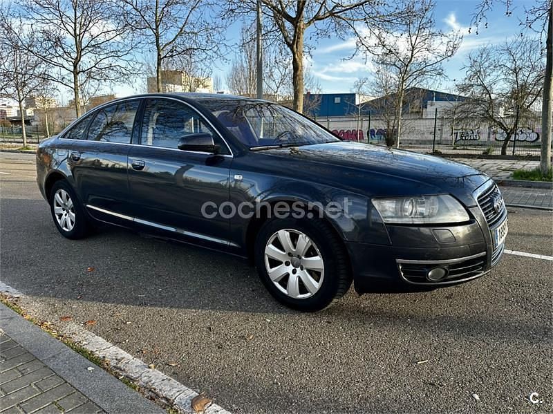 Käytetty Audi A6 225 HP (165 kW) 2006 Harmaa Sedan