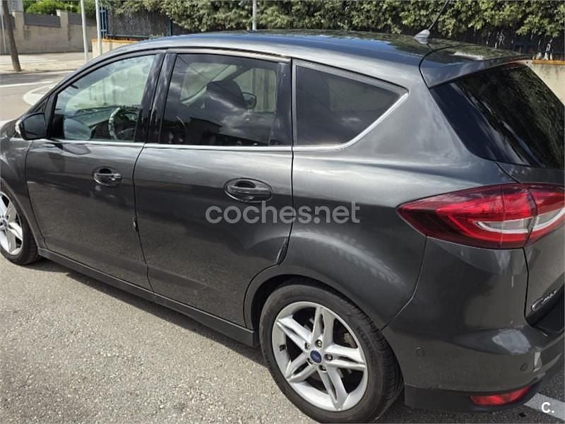 Usado Ford C-MAX Titanium 125 CV (91 kW) 2017 Gris / plata Monovolumen
