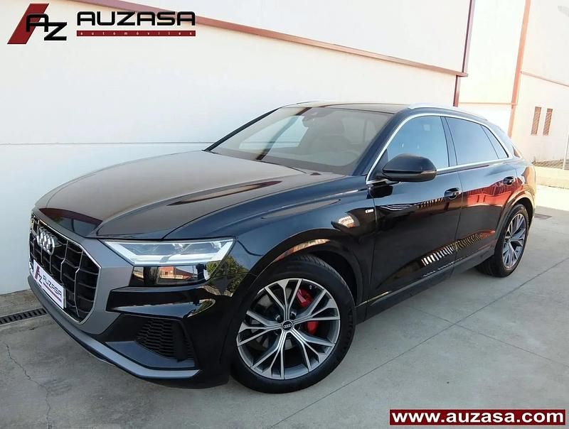 Begagnad Audi Q8 S-line plus 286 HK (210 kW) 2021 Svart SUV