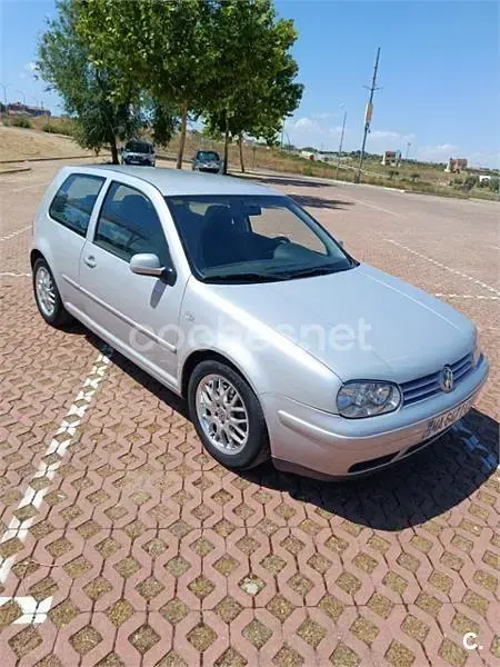 Usado VW Golf III Highline 150 CV (110 kW) 1999 Gris / plata Familiar