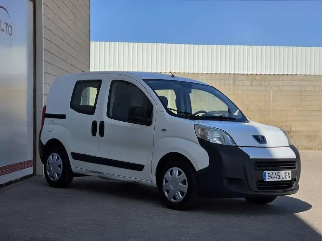 Usado Peugeot TePee Active 75 CV (55 kW) 2015 Blanco Van