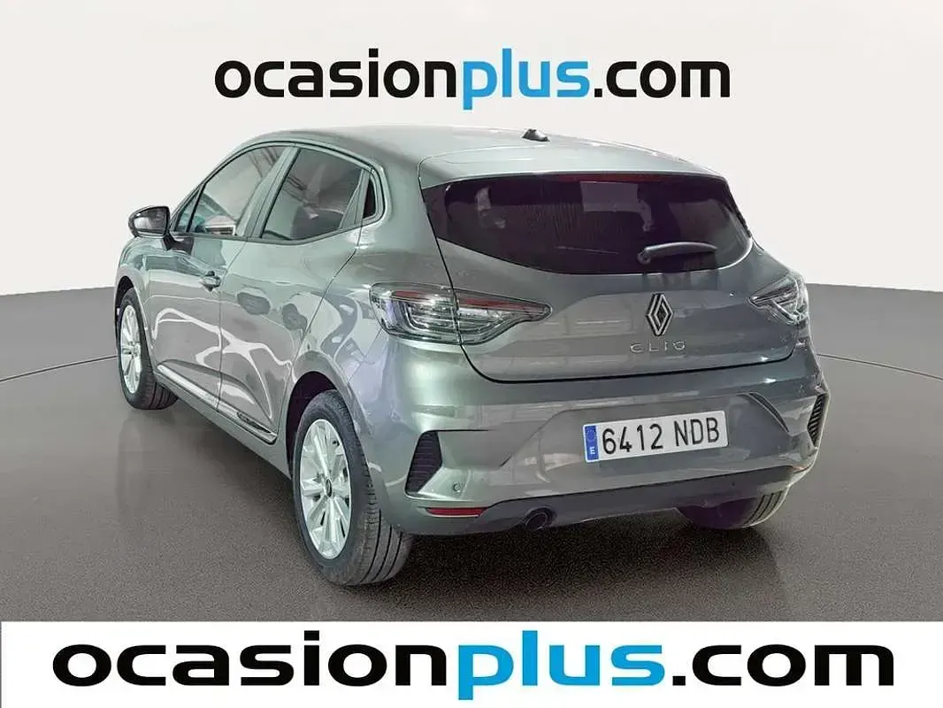 Usado Renault Clio Evolution 101 CV (74 kW) 2025 Gris Utilitario