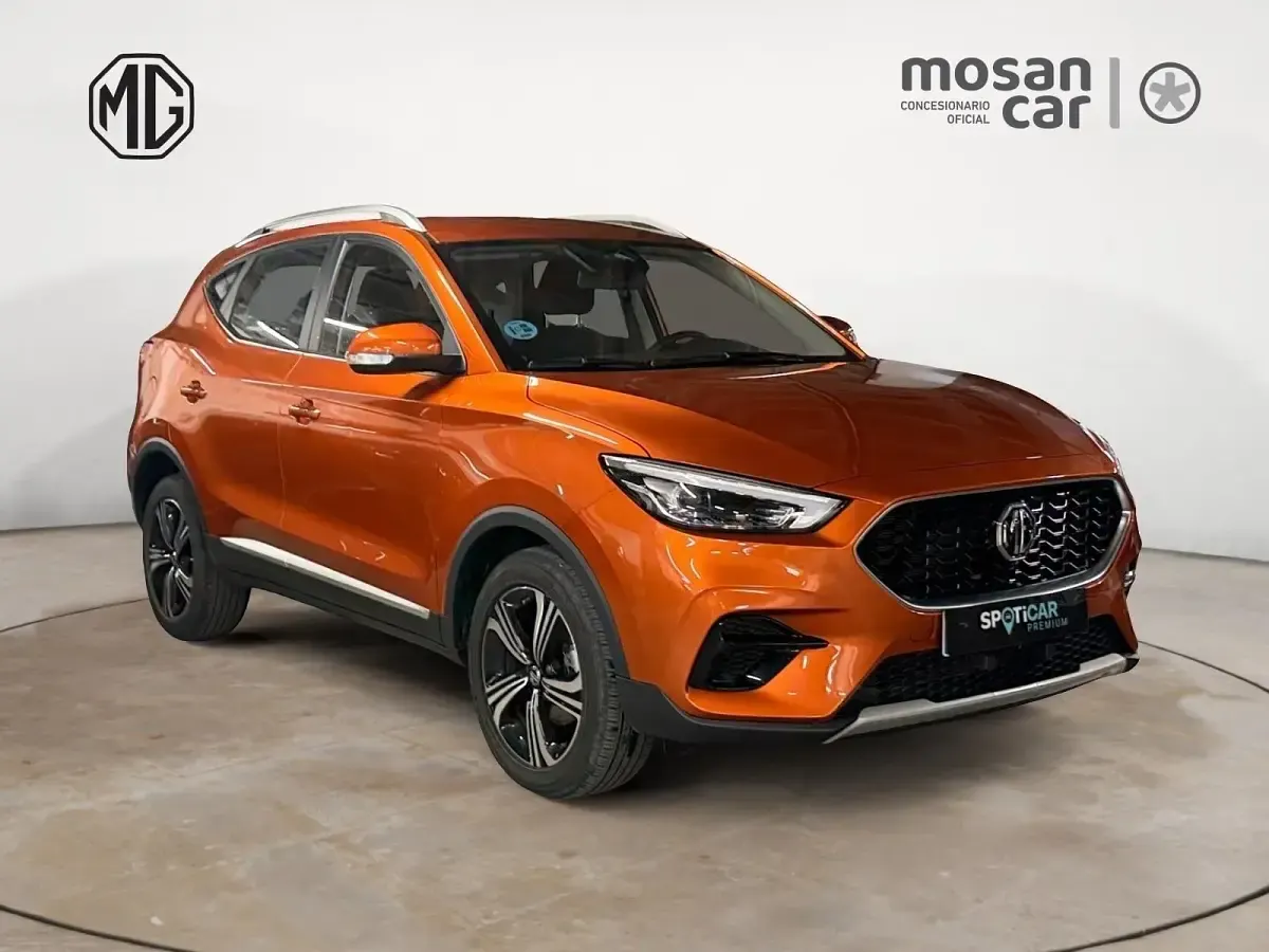 Usado MG ZS Comfort 106 CV (77 kW) 2024 Naranja SUV