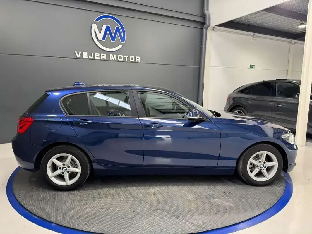 Usado BMW 116 Sport Line 109 CV (80 kW) 2017 Azul Utilitario