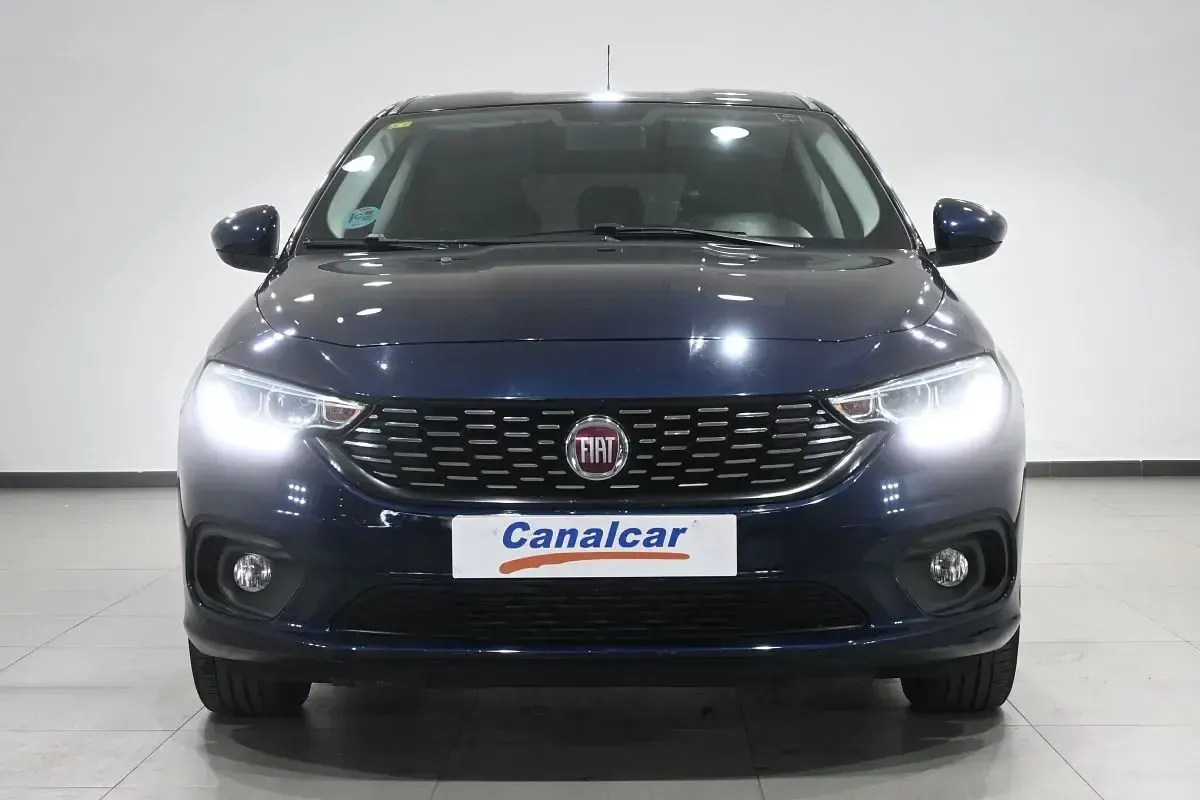 Usado Fiat Tipo 95 CV (69 kW) 2020 Azul