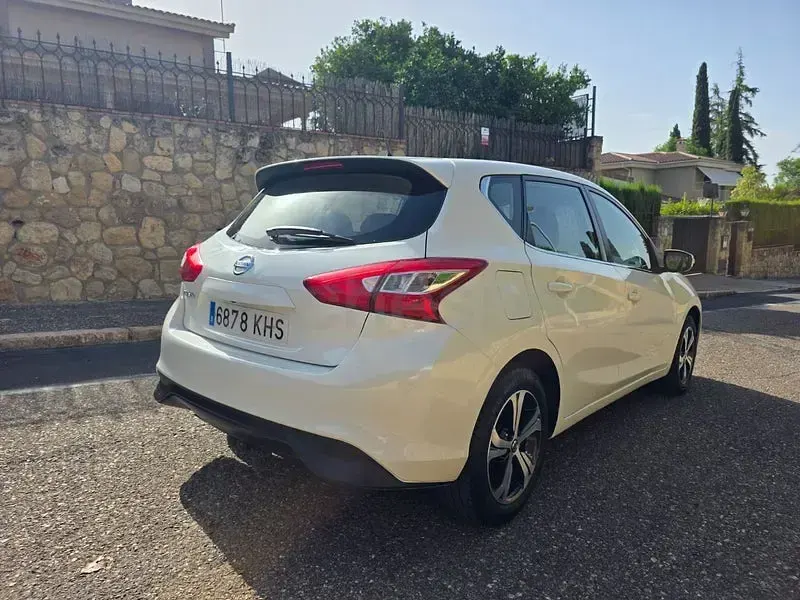 Usado Nissan Pulsar N-Connecta 115 CV (84 kW) 2018 Blanco Utilitario