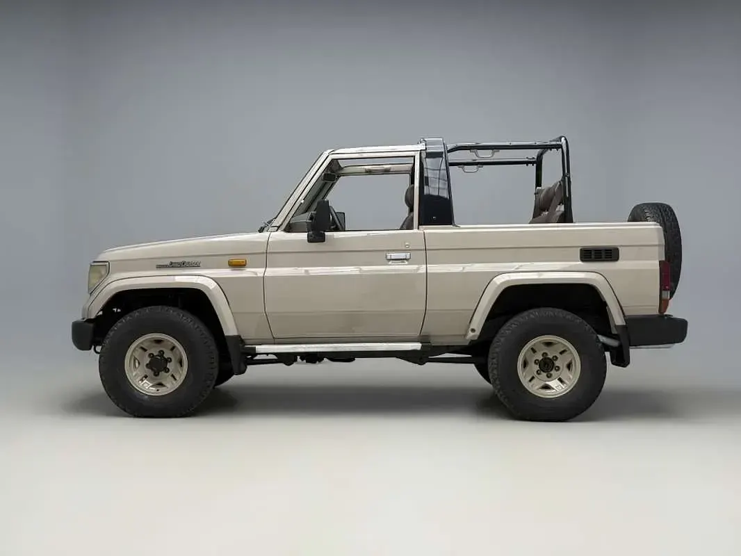 Usado Toyota Land Cruiser 90 CV (66 kW) 1991 Beige SUV