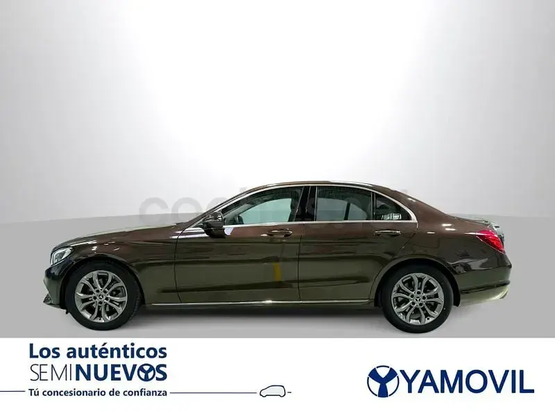 Käytetty Mercedes C220 170 HP (125 kW) 2018 Ruskea Sedan