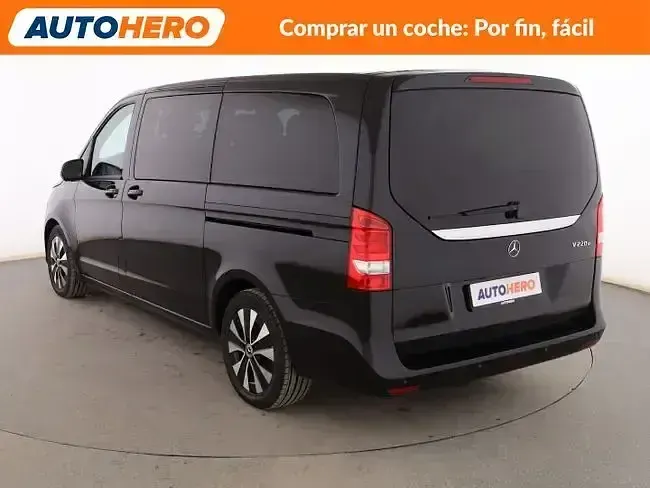 Usado Mercedes V220 163 CV (119 kW) 2021 Negro Monovolumen