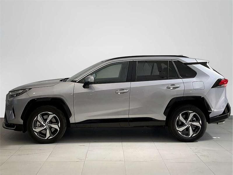 Usado Toyota RAV4 Hybrid Advance 306 CV (225 kW) 2025 Plata luna SUV
