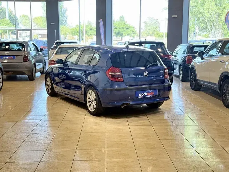Usado BMW 118 143 CV (105 kW) 2008 Azul Utilitario