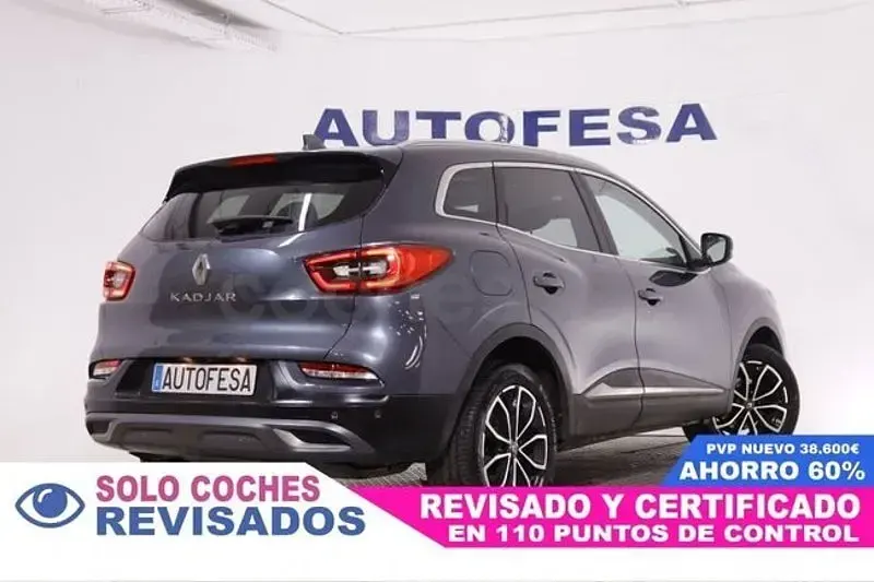 Usado Renault Kadjar LIMITED 115 CV (84 kW) 2021 Gris / plata SUV