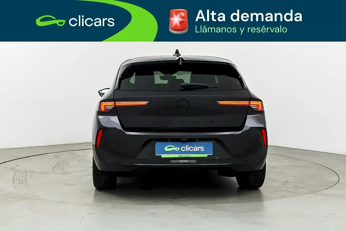 Usado Opel Astra S 130 CV (95 kW) 2023 Negro Utilitario