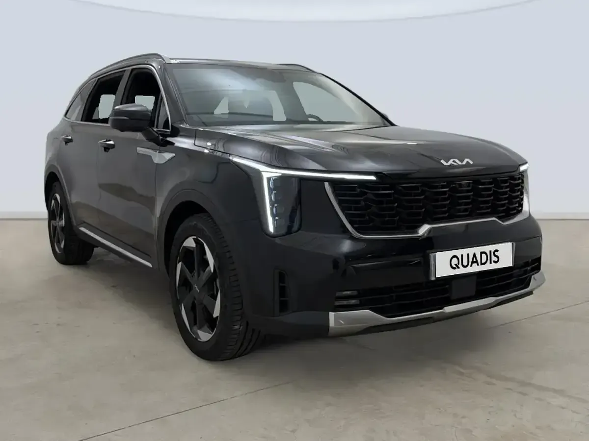 Usado Kia Sorento Premium 252 CV (185 kW) 2025 Negro SUV