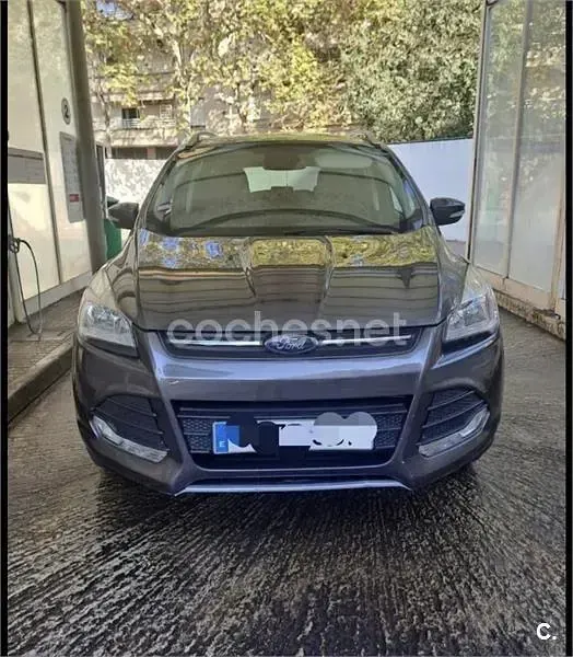 Używany Ford Kuga Titanium 120 KM (88 kW) 2016 Szary SUV