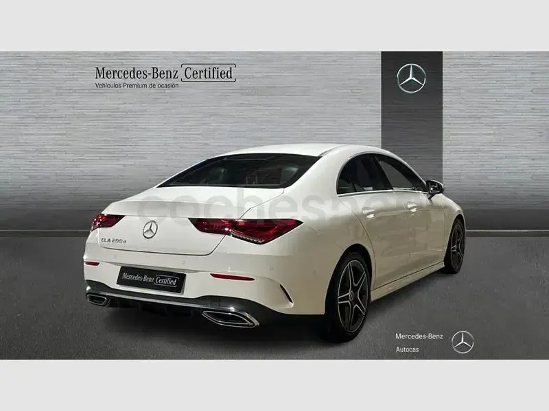 Usado Mercedes CLA200 150 HP (110 kW) 2024 Branco Sedan