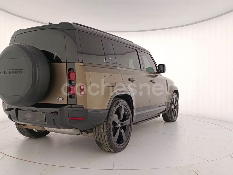 Marrón Usado 2021 Land Rover Defender First Edition SUV | 56.800 € - Imagen 1/4