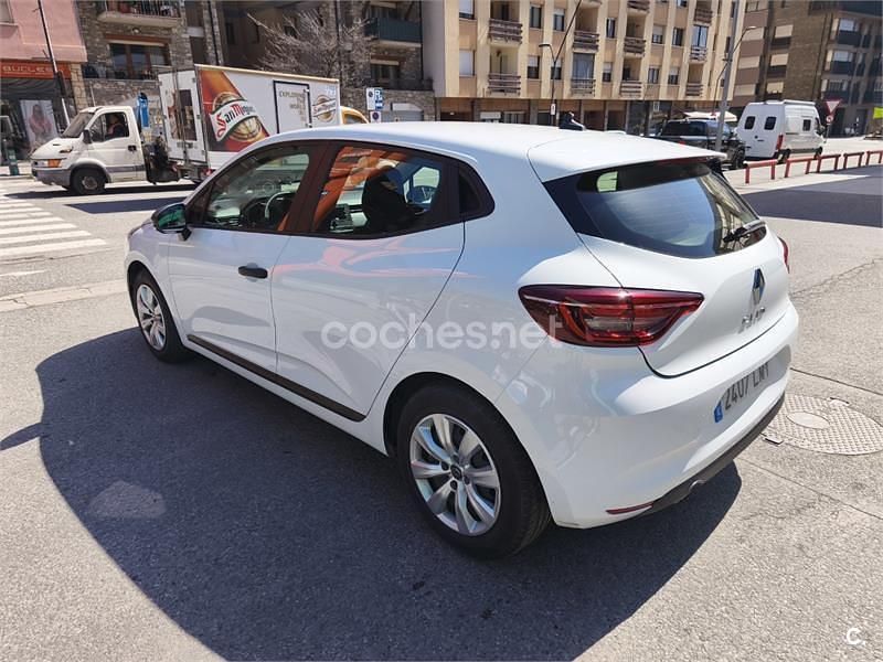 Usado Renault Clio V Intens 100 CV (73 kW) 2021 Blanco Berlina