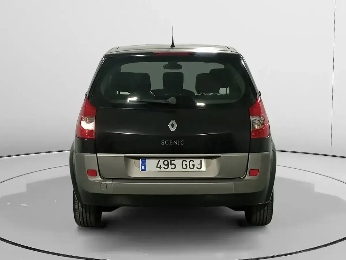 Usado Renault Scénic Dynamique 105 CV (77 kW) 2008 Negro Monovolumen