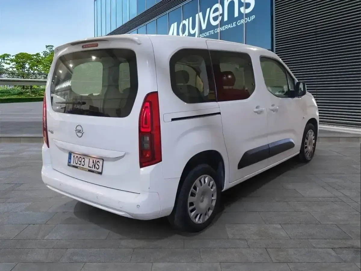 Usado Opel Combo Edition+ 102 CV (75 kW) 2021 Blanco Monovolumen